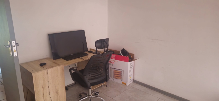  Bedroom Property for Sale in Heuwelsig Free State